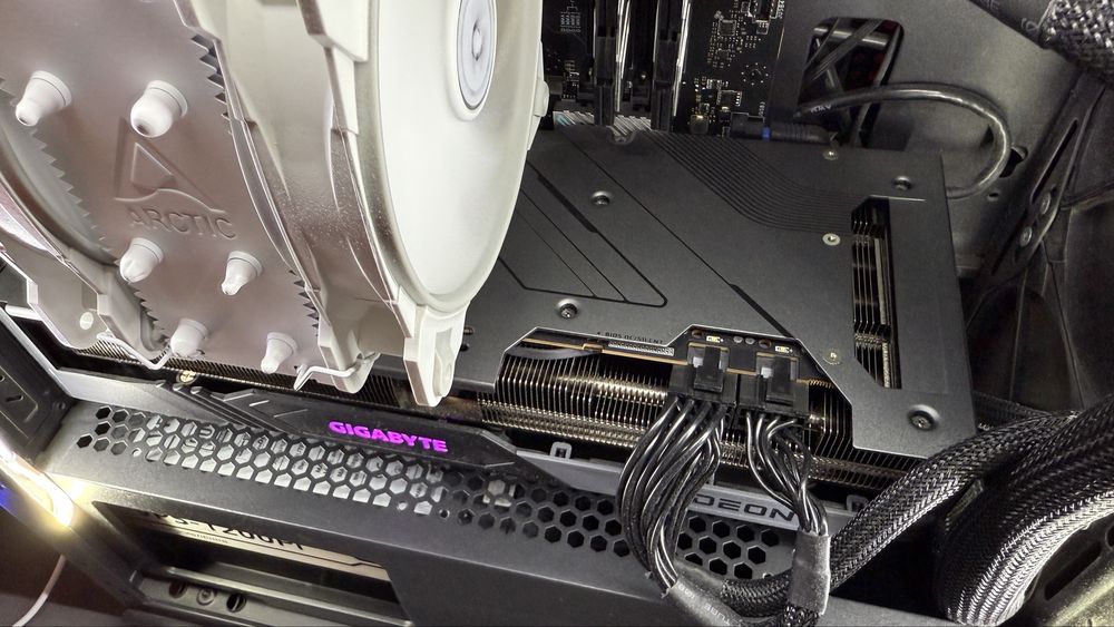 Відеокарта gigabyte rx7800xt gaming oc