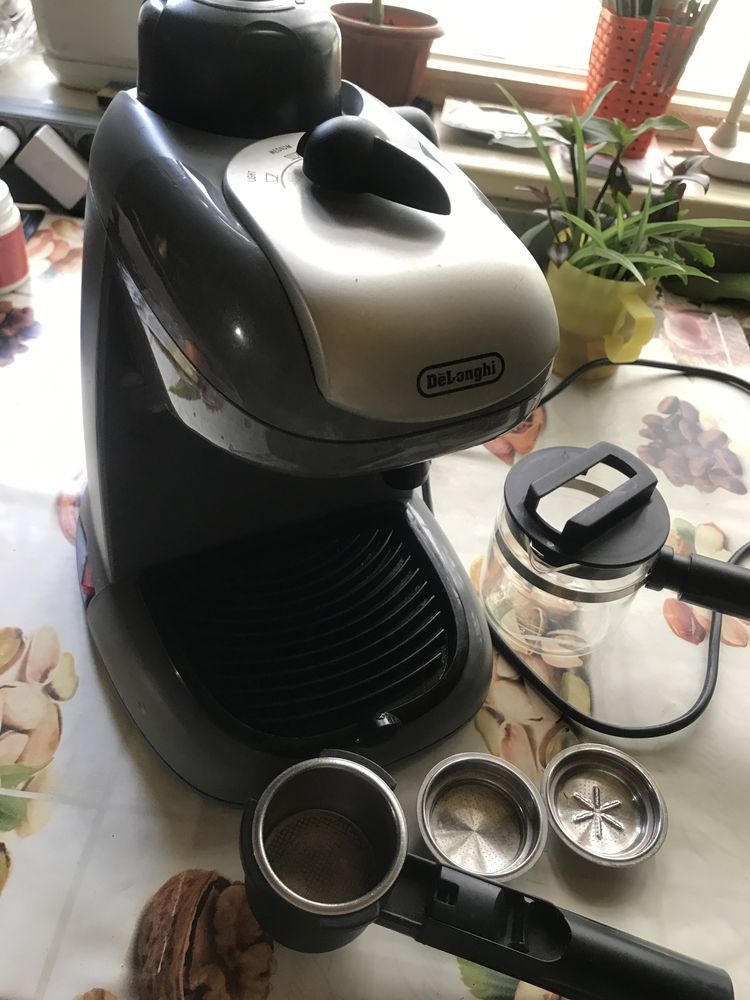 Кавоварка  Delonghi