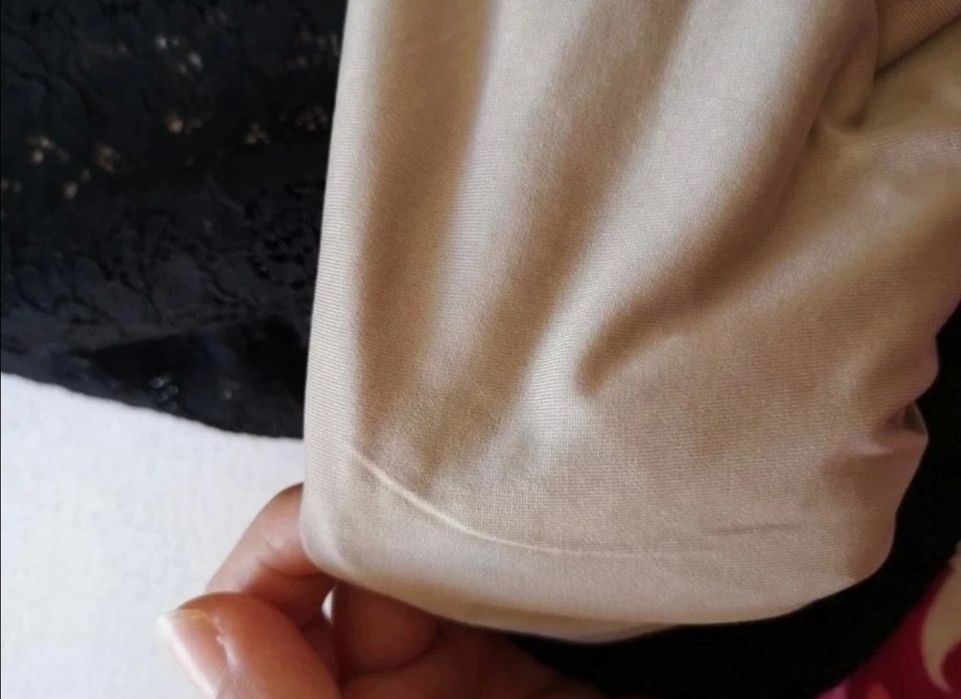 Calças pretas calzedonia