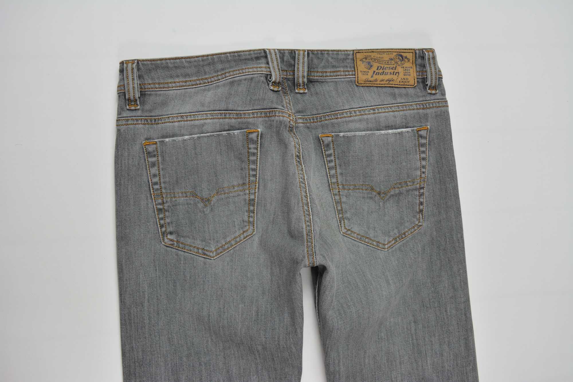 Diesel Viker Regular Straight Jeansy Stretch W32 L32 32/32 pas:87