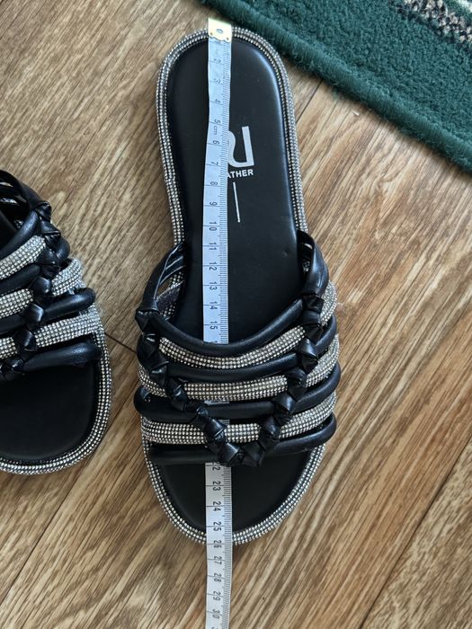 Оргінальні шльопанці Cgk crocs