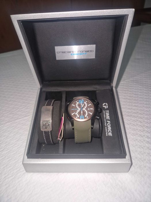 Conjunto e pulseira time force Cristiano Ronaldo