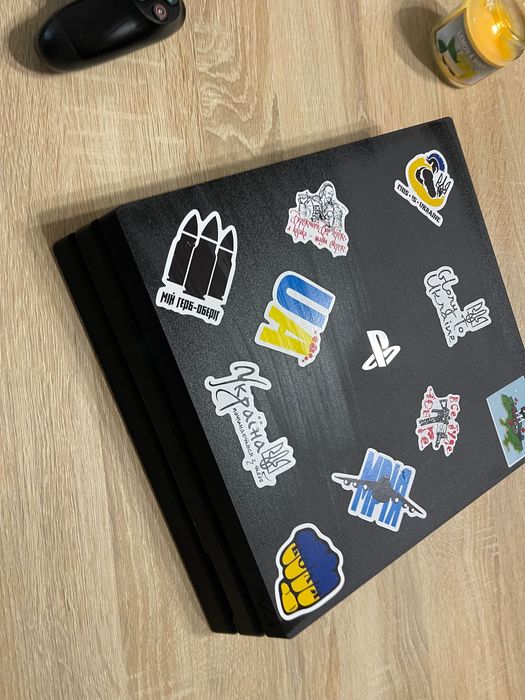 Playstation 4 pro 1 tb
