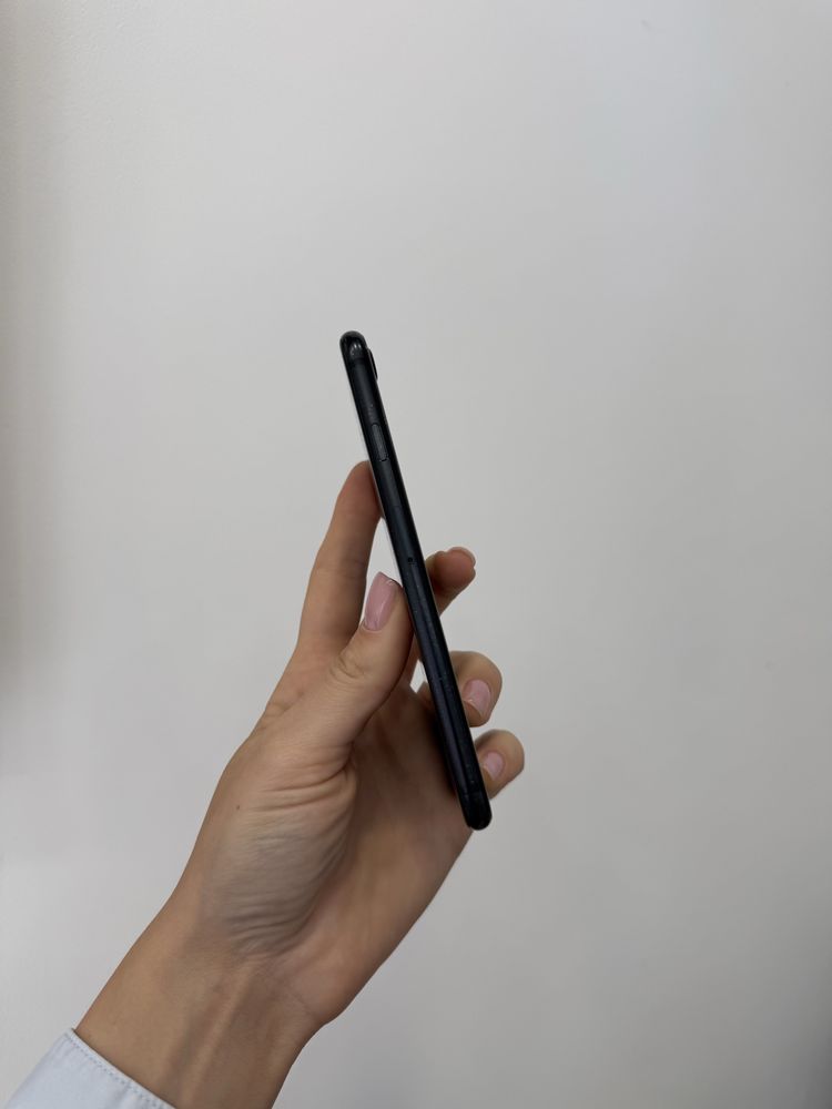 iPhone SE 2020 64GB Black 1 РІК ГАРАНТІЯ!