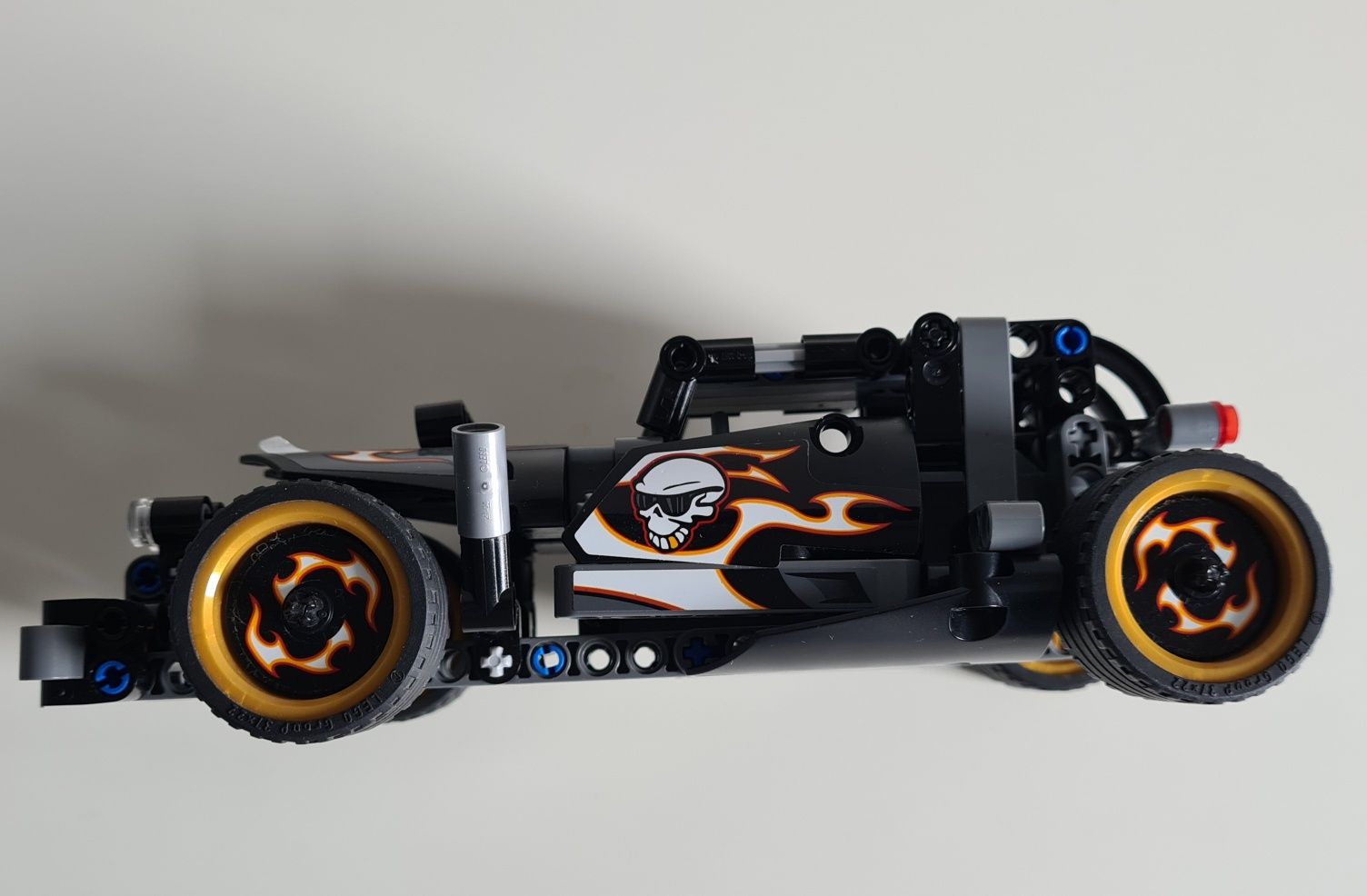 Lego wyścigówka 42046