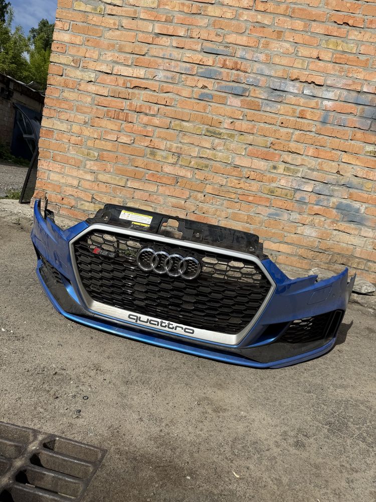 Бампер передній ауді rs 3