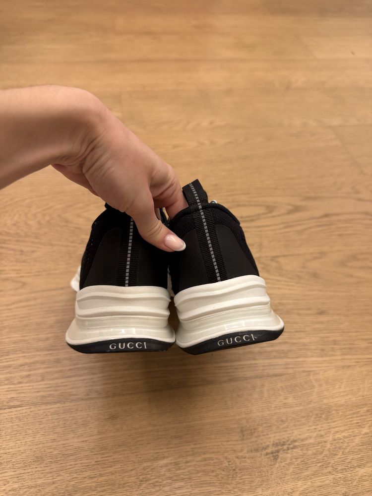 Чоловічі спортивні кросовки gucci 42,5-43 розмір в ідеальному стані