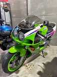 20 mil kms reais - Kawasaki ZXR 750 NINJA (1996)