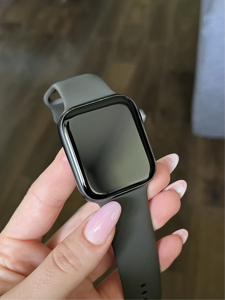  Apple watch 4 series 44mm 100%