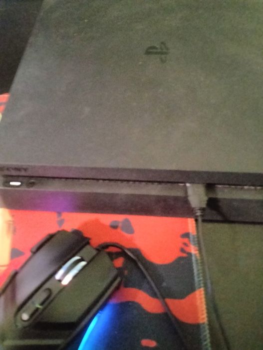 Play Station 4  a funcionar bem