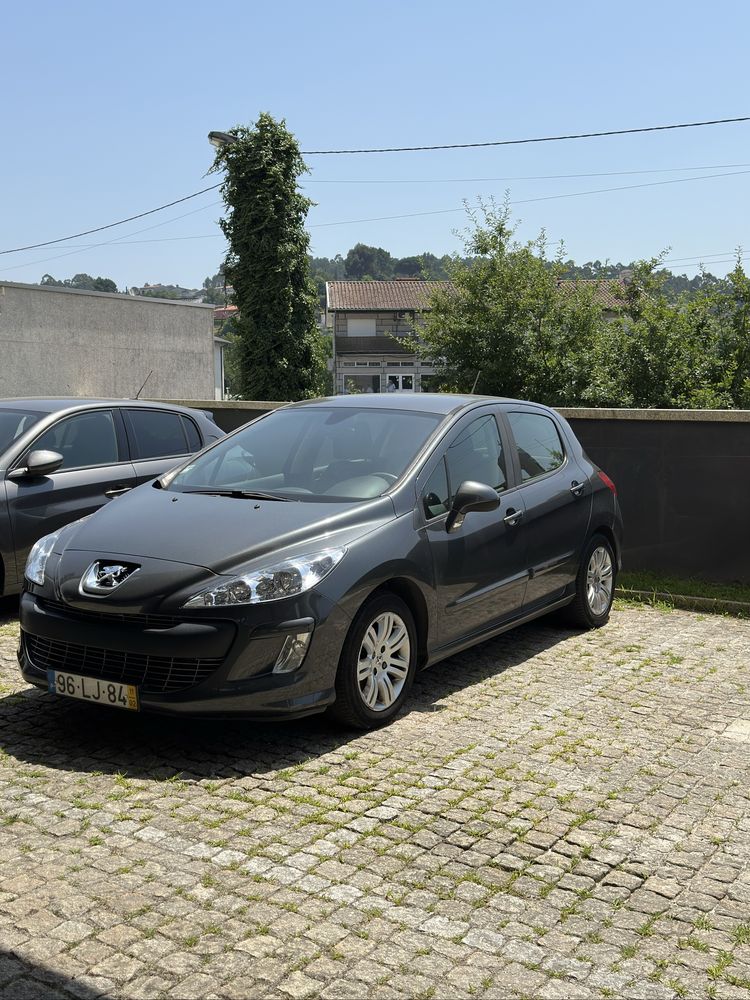 Peugeot 308, versão envy 1.6 HDI 112cv