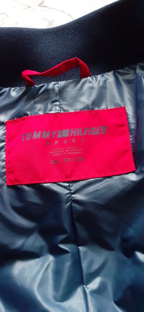 Kurtka Tommy Hilfiger nowa z metkami XS navy