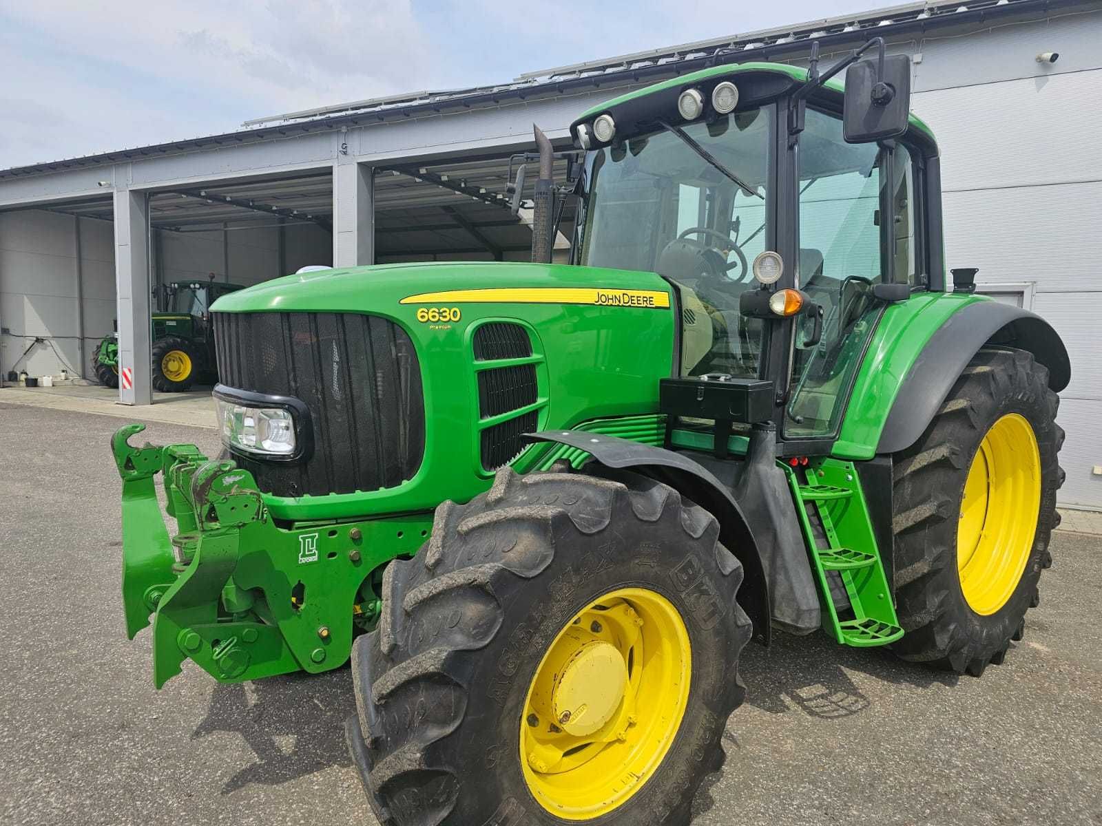 John Deere 6630 Premium moc 140 km , TLS , 2011 rok SUPER STAN !!!
