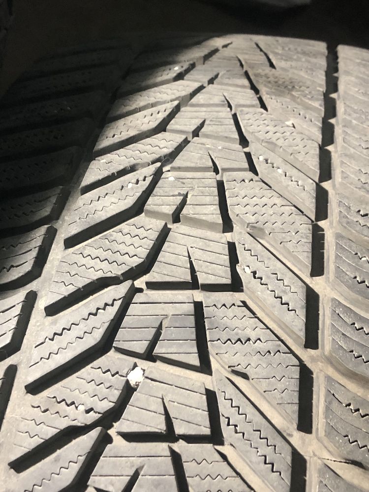 Коплект зимней резины Hankook Winter icept evo 285/45/19,, 255/50/19