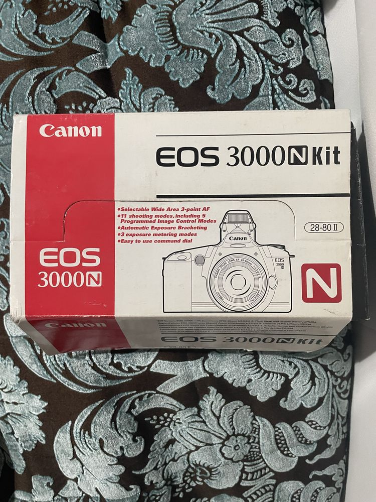 Canon EOS 3000 N Kit