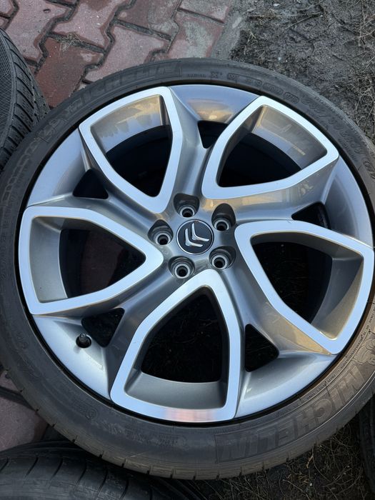 Felgi aluminiowe 5x108 19x8j et33 Citroen Peugeot