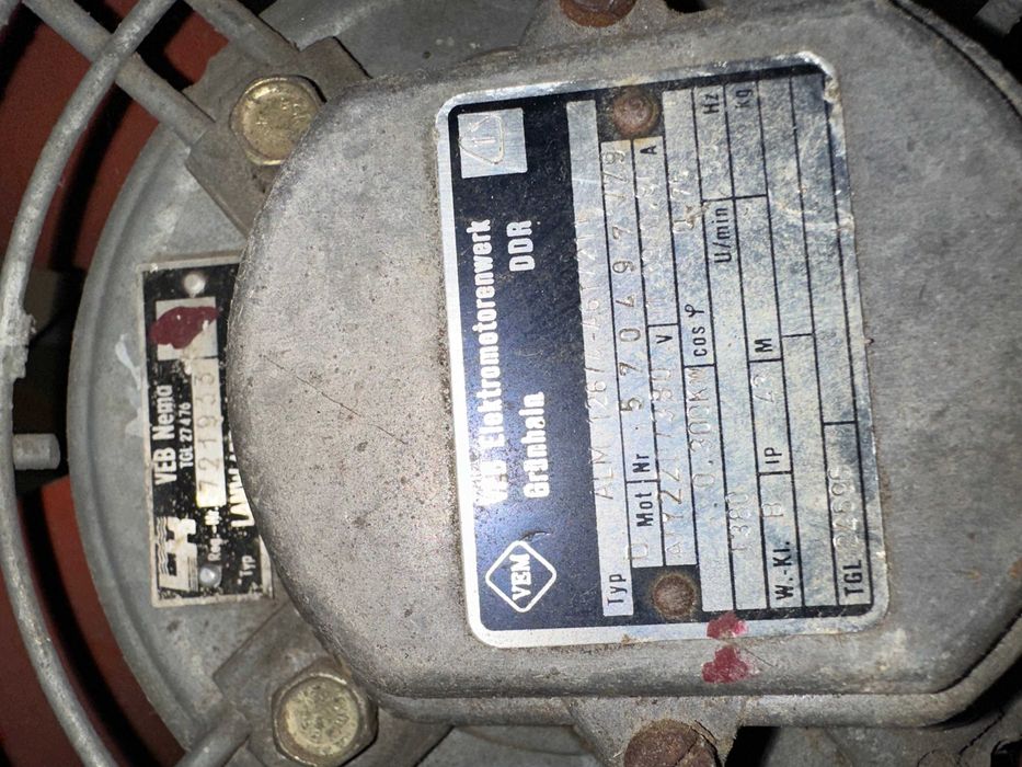 Промисловий вентилятор ( VEB Elektromotorenwerk)