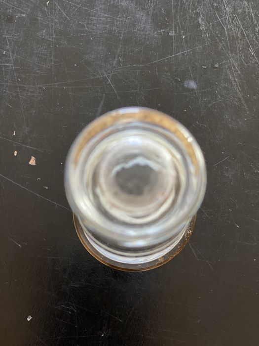 Conjunto de 6 copos em vidro com detalhes dourados