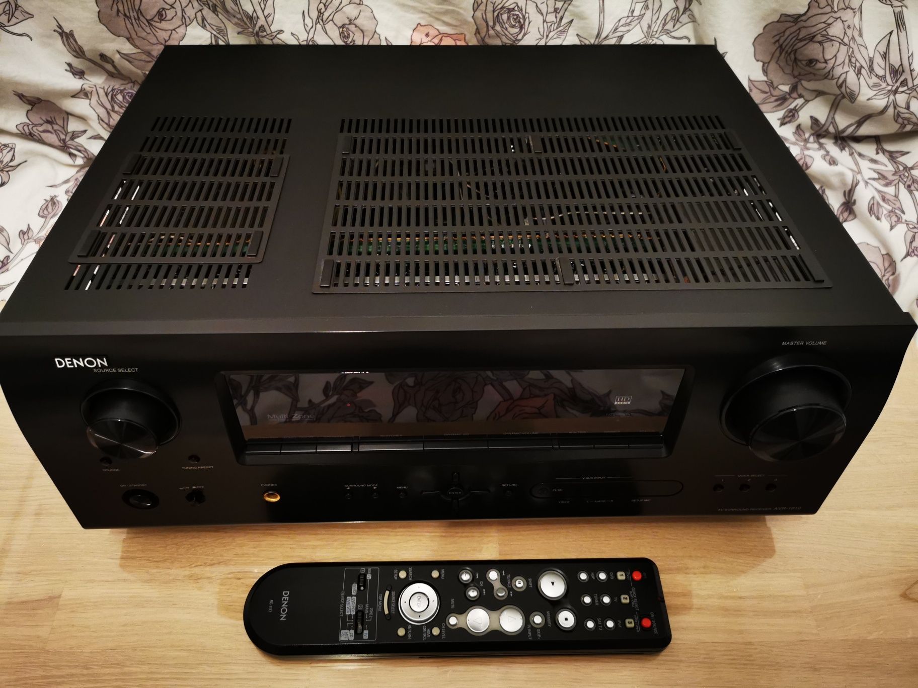 Zadbany Amplituner DENON AVR-1910 7.1 HDMI Dolby TRUE HD