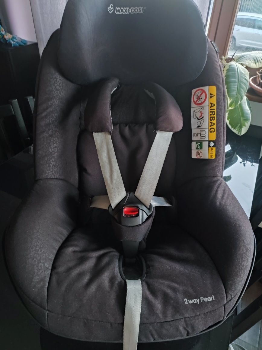 Maxi Cosi 2 way Pearl