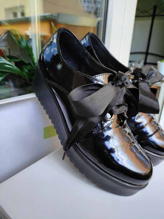 Lakierki Wojas roz 37