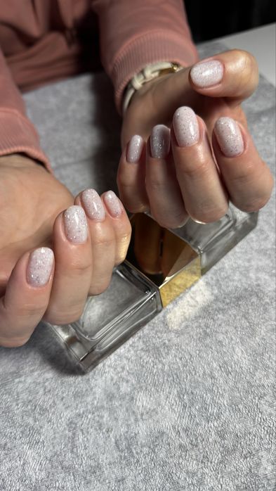 Манікюр педикюр Дубово