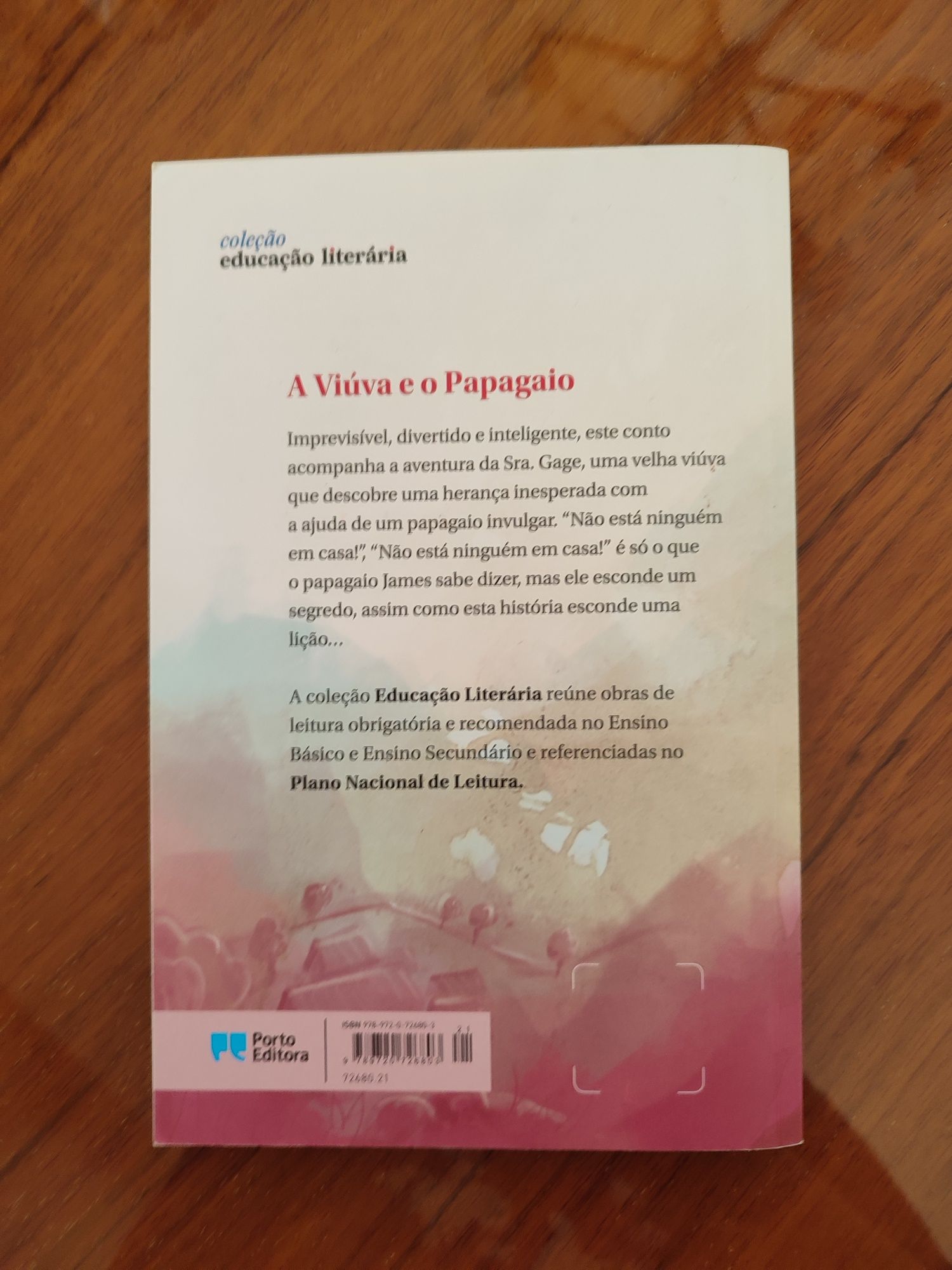 Livro A Viúva e o Papagaio