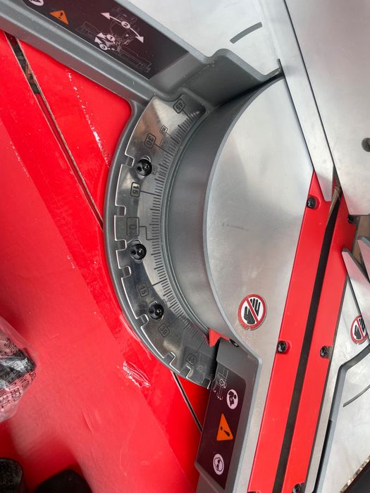 Milwaukee M18 FMS190 FUEL/пила торцювальна акумуляторна мілвоке 18в