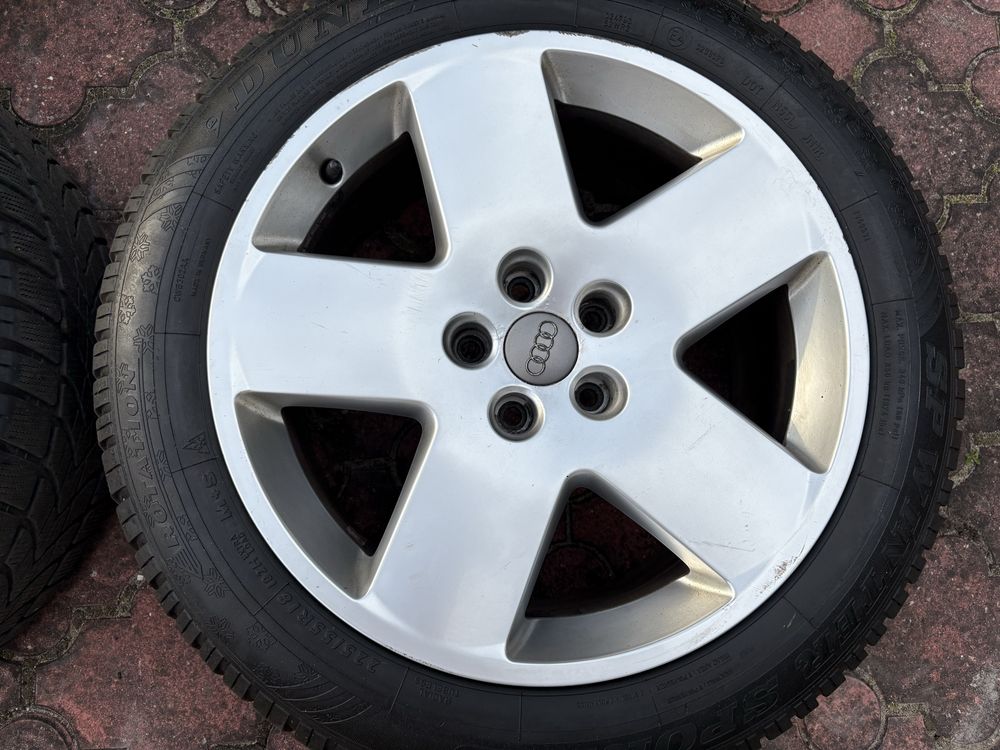 4 koła z oponami zimowymi Audi