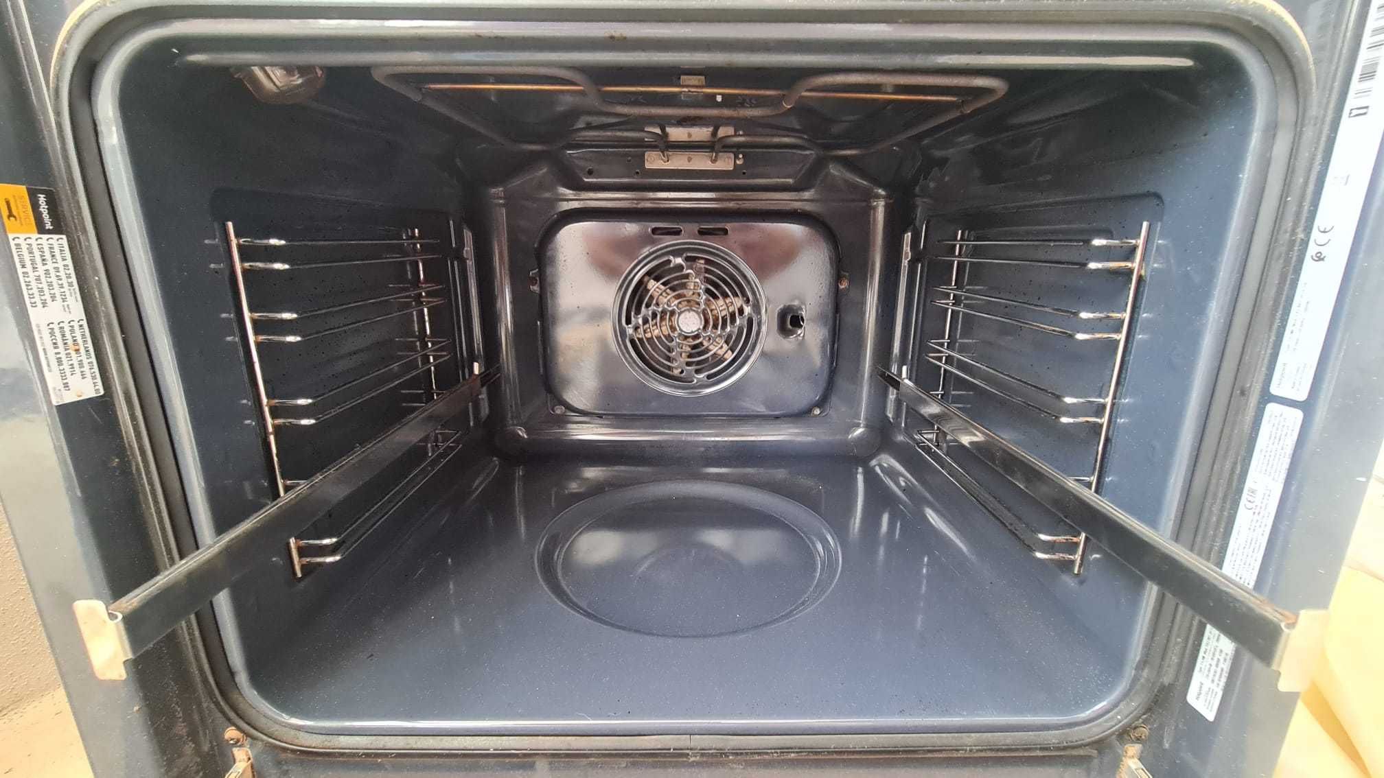 Placa Whirlpool a gás (encastre) + Forno Ariston Hotpoint (encastre)