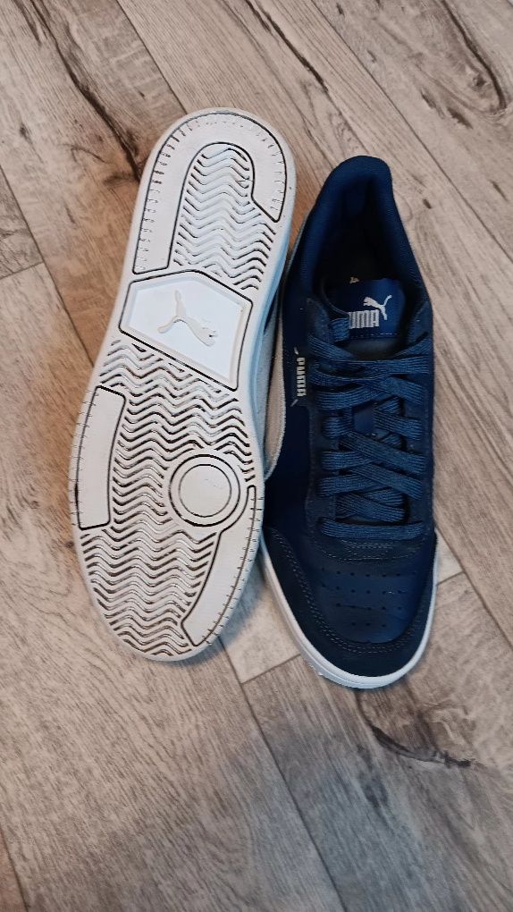 Кросівки Puma Court Legend Lo. 42розмір