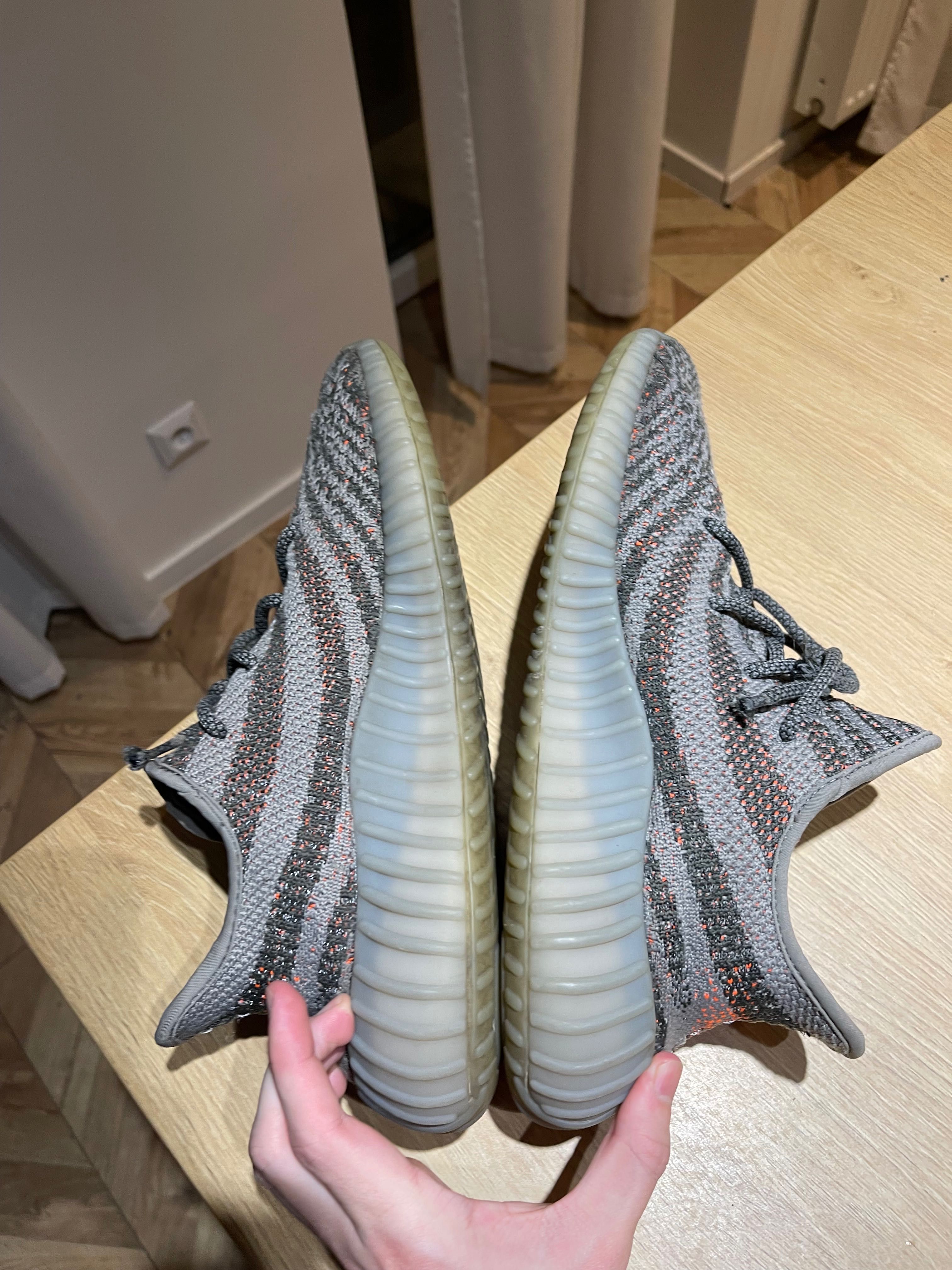 adidas Yeezy boost 350 v2 beluga reflective 44 black white