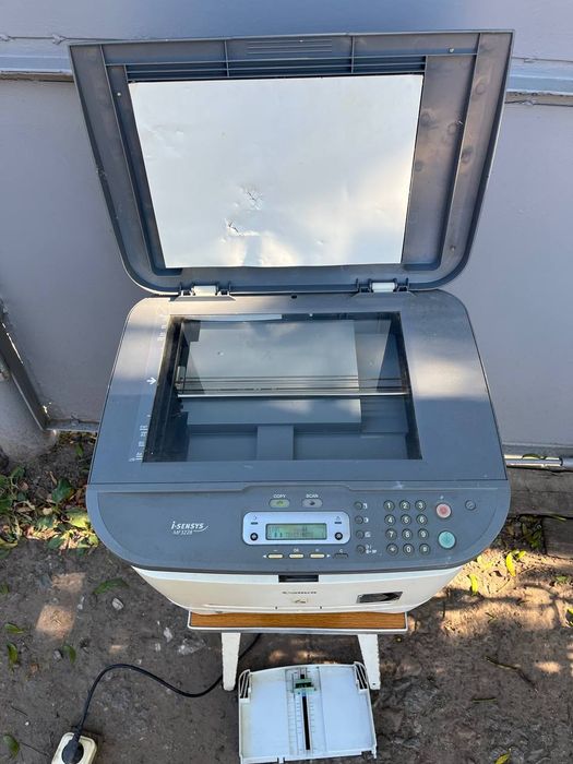 Мфу, принтер Canon mf3228, долго стоял в гараже..