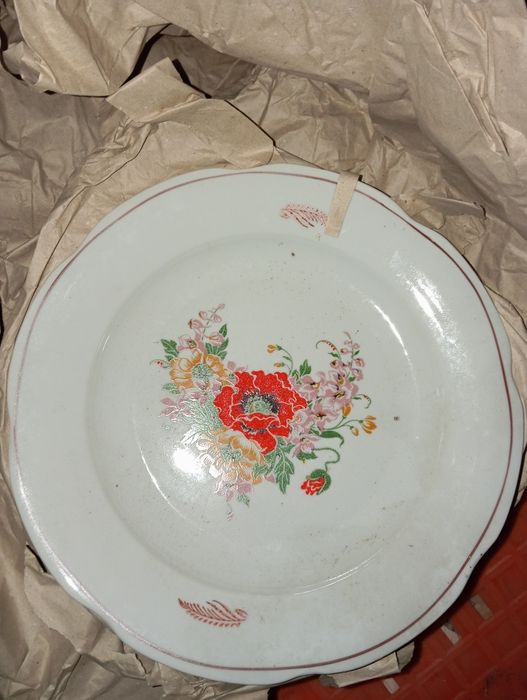 Посуд нова фабрична