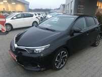 Sprzedam piekną toyote Auris 2015