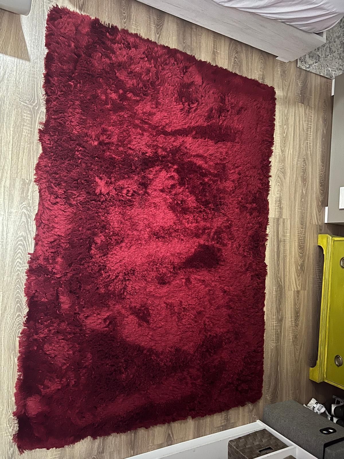 Tapete de Sala Vermelho
