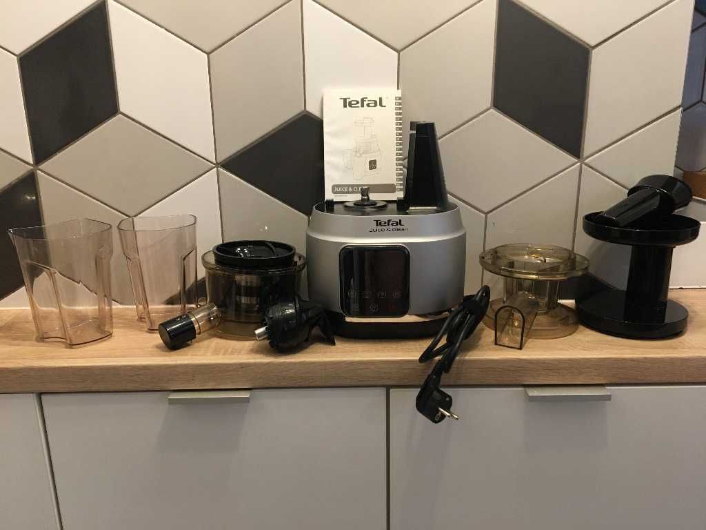 Tefal Wyciskarka wolnoobrotowa Juice & Clean ZC420E38