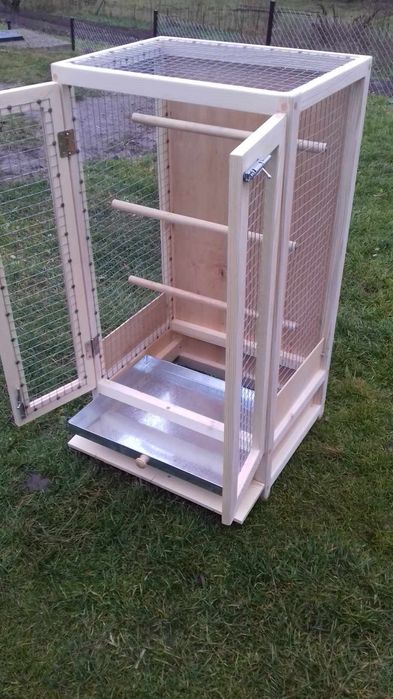 Клітка для папуг