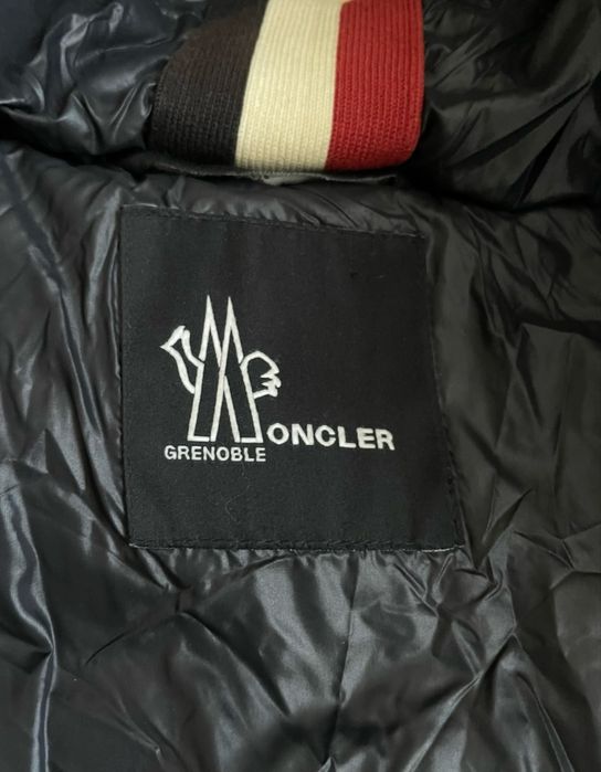 Пуховик Moncler Grenoble