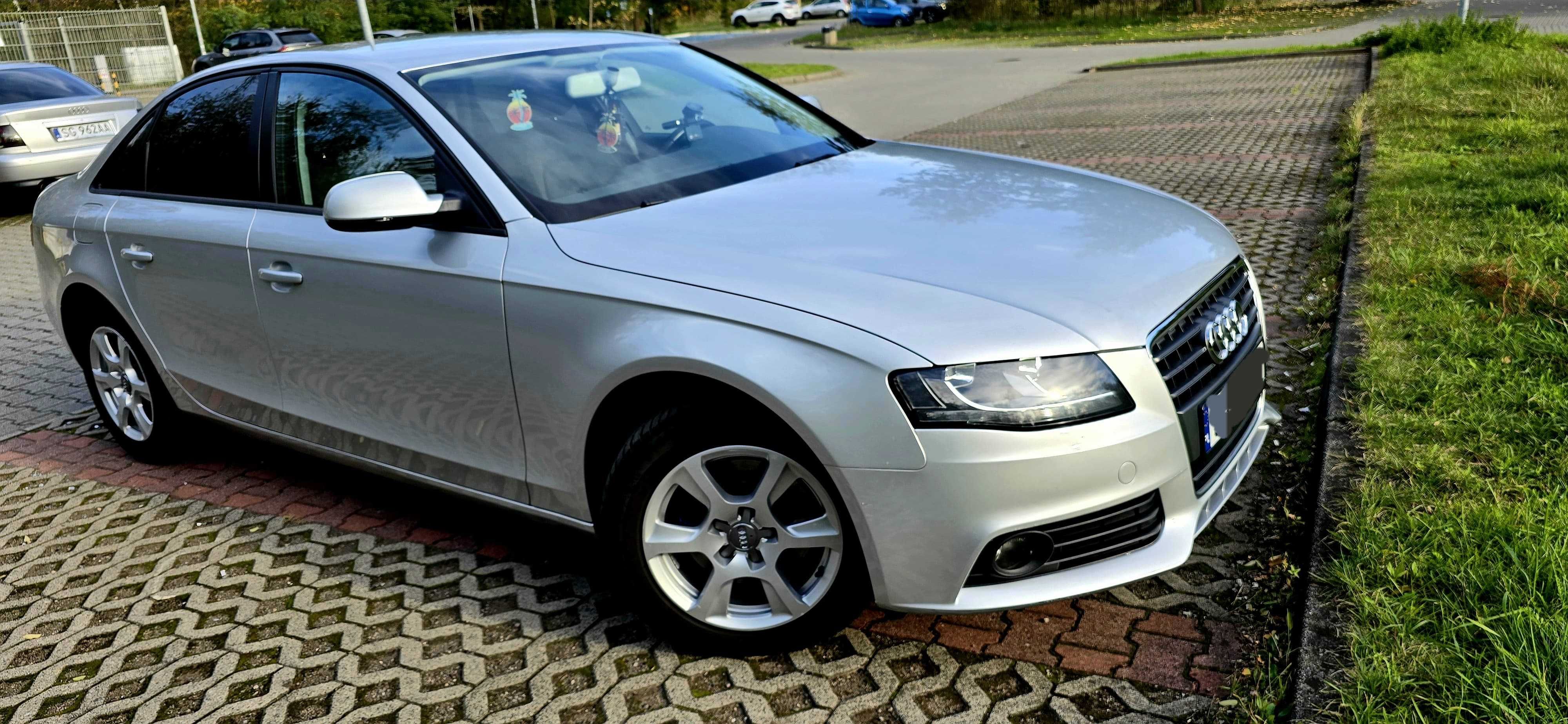 Sprzedam Audi A4B8 2011r