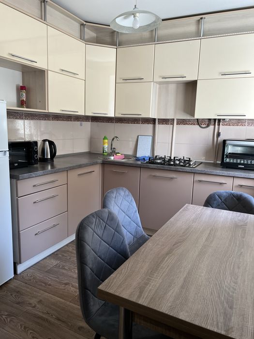 Подобово квартира від власника. Центр міста,площа.Звітні документи.