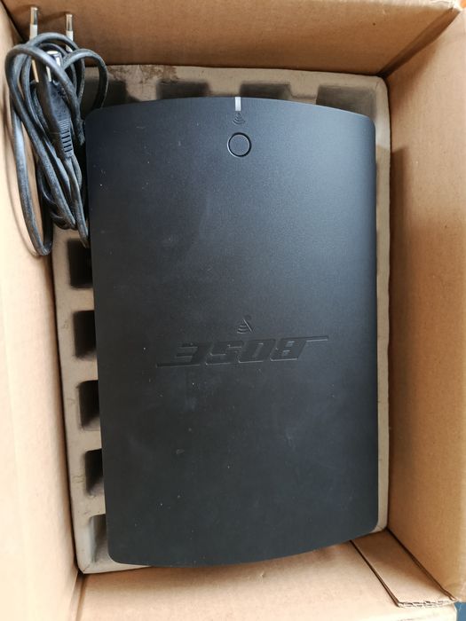 Colunas e amplificador WiFi bose