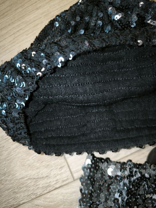 Czapka i rękawiczki damskie