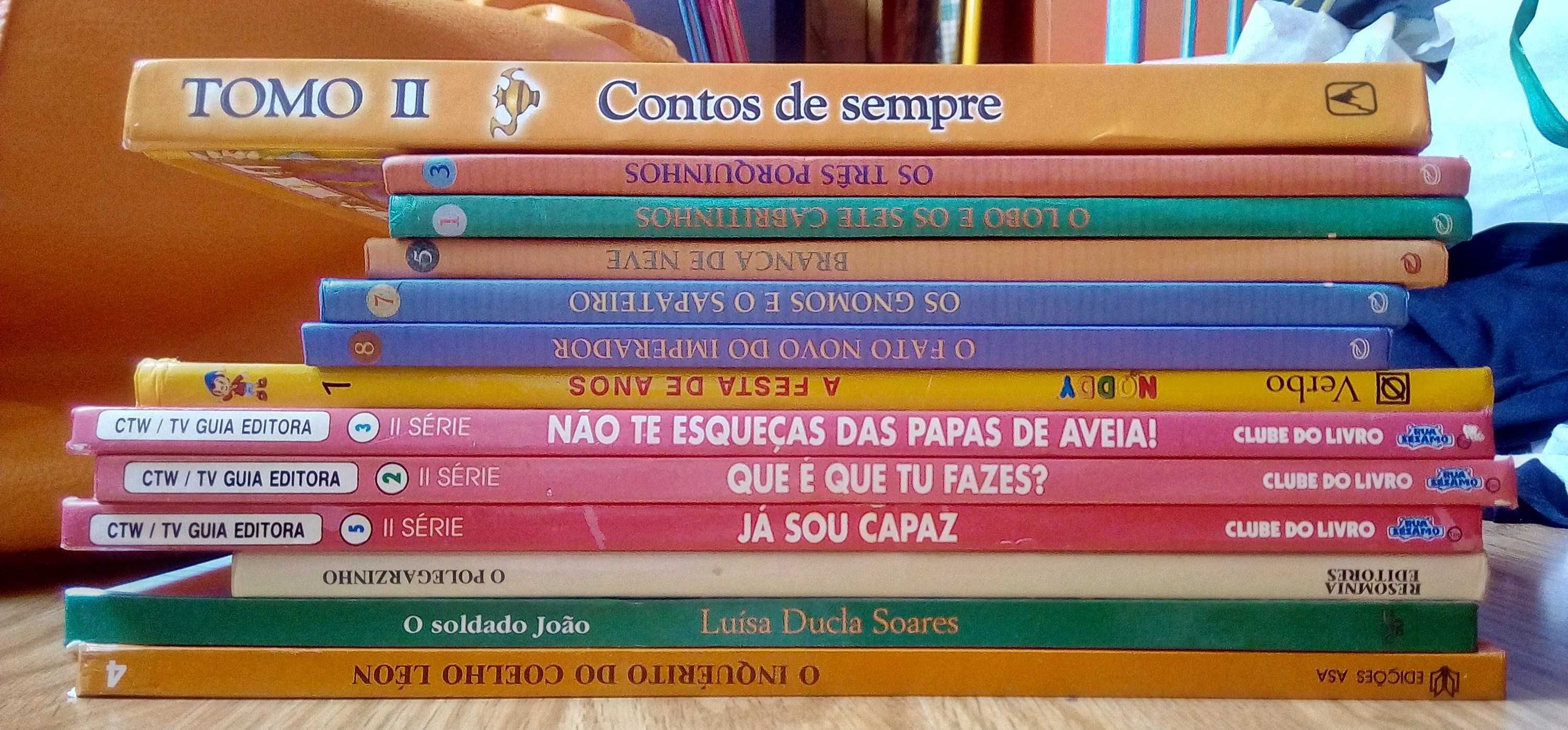 Livros Infantis, Noddy, Polegarzinho, Rua Sésamo, Branca de Neve...