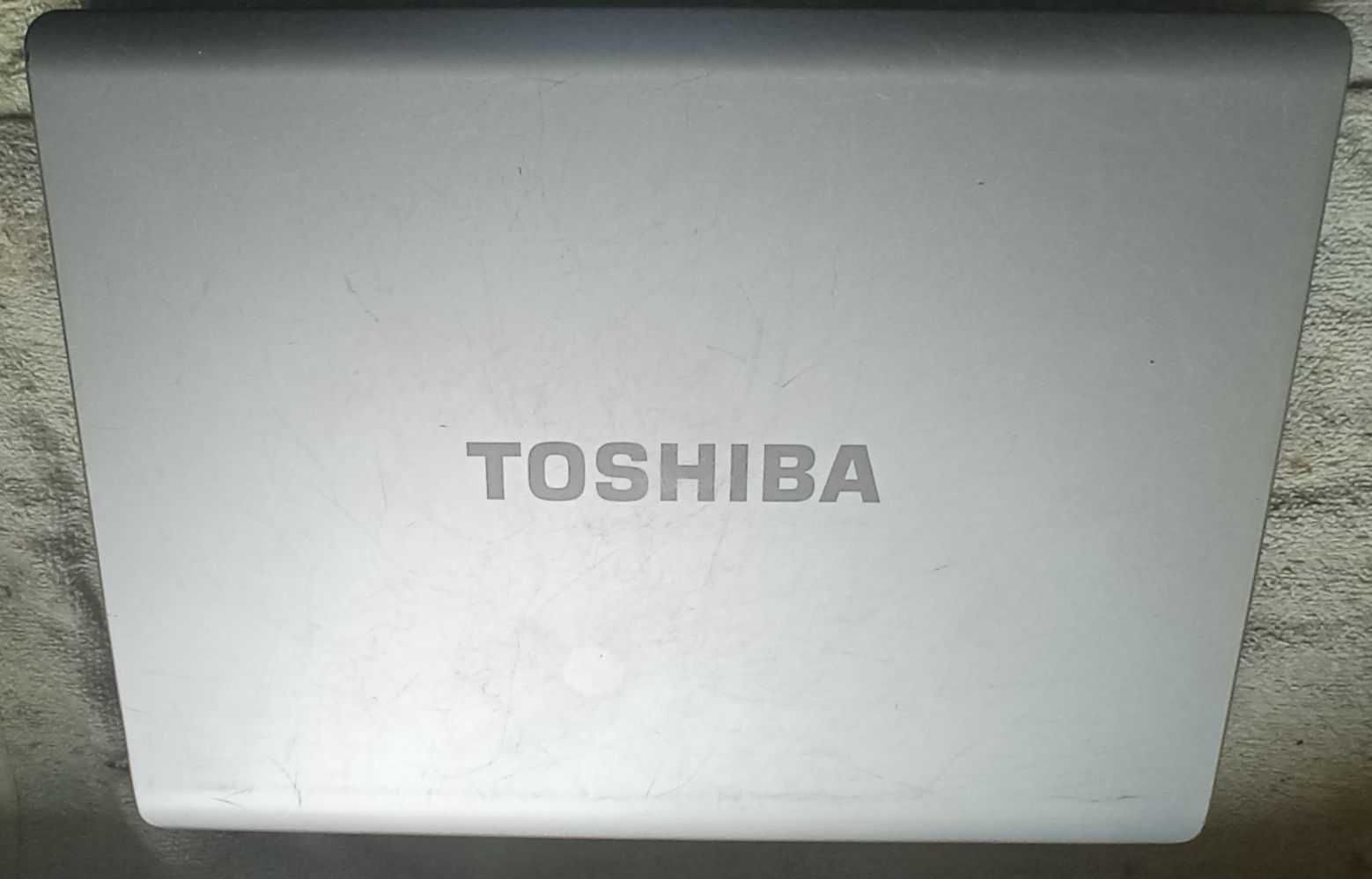 laptop Toshiba L300-129