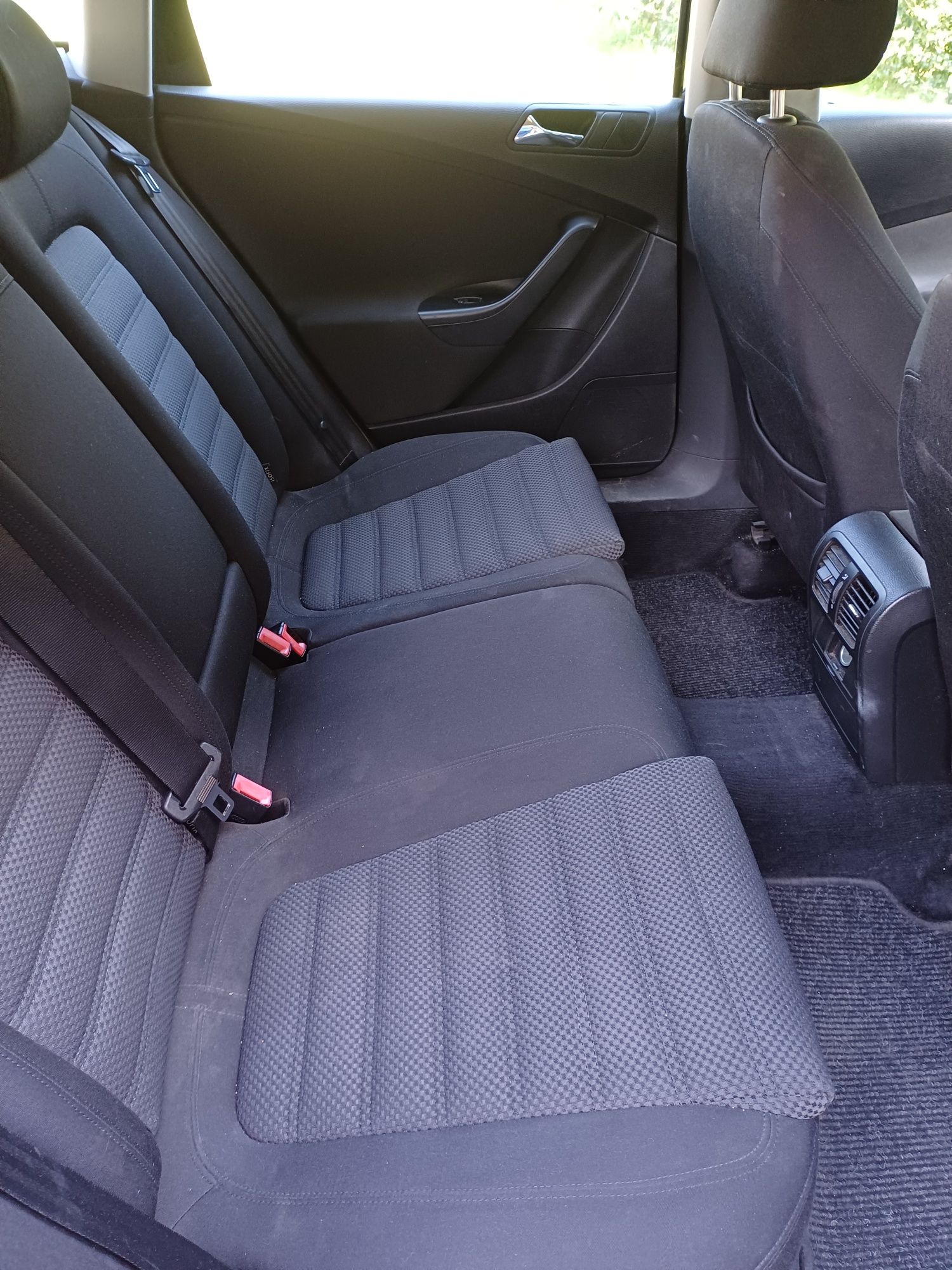 Vw Passat b6 2.0 Tdi, 140 Km, 2007 rok