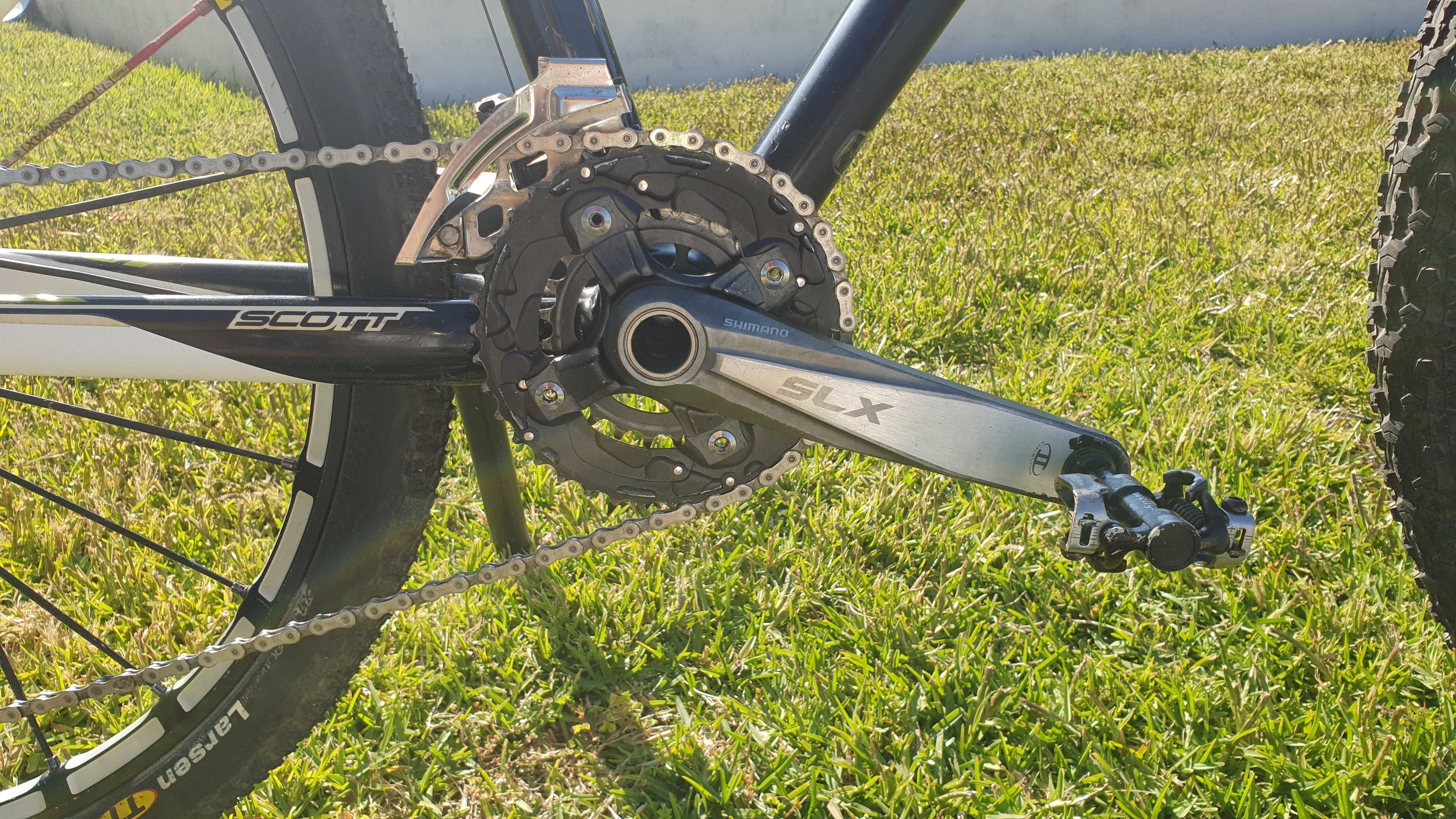 Bicicleta Scott scale carbono