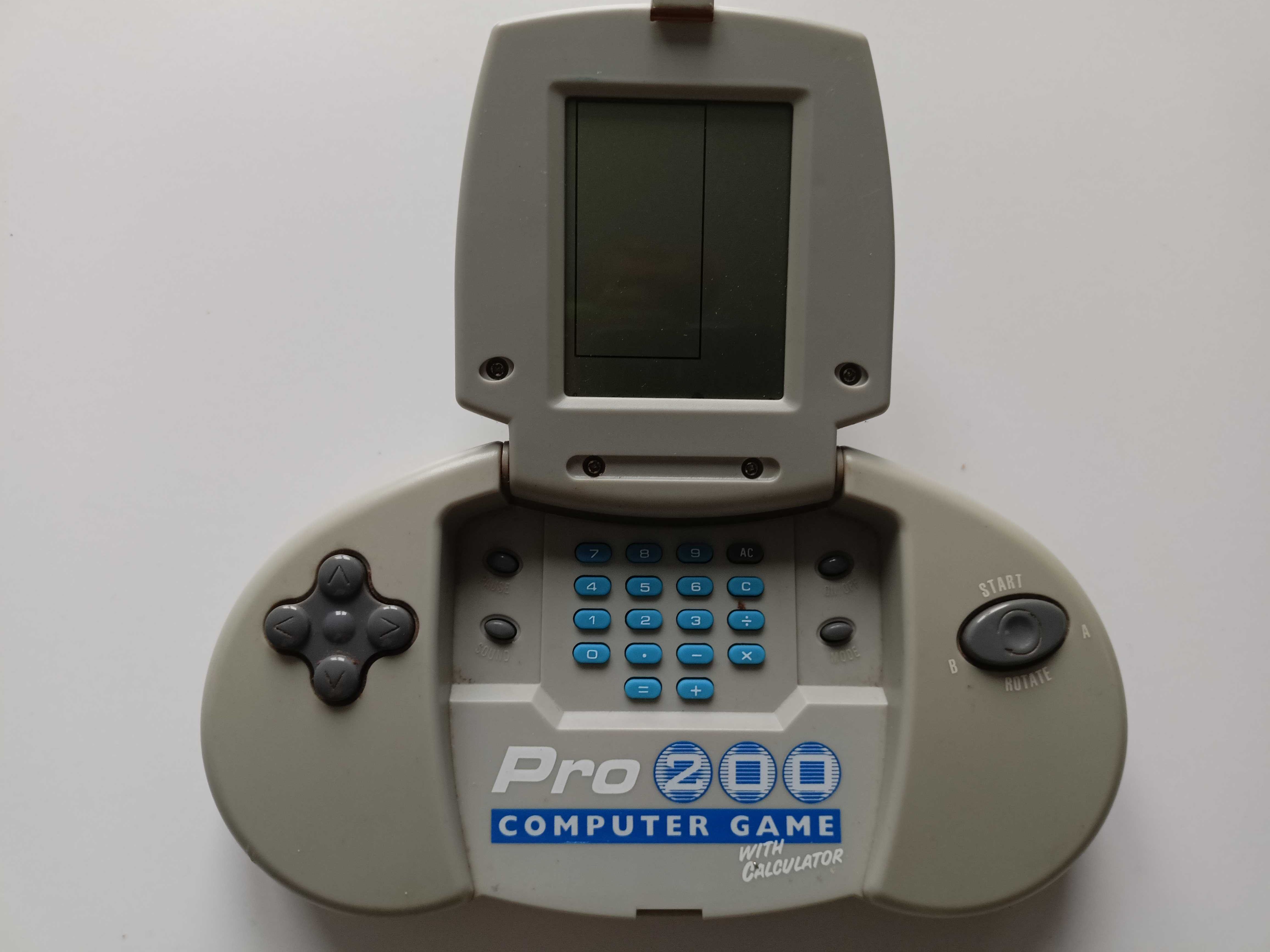 Stara gra vintage pro 200 computer game with calculator