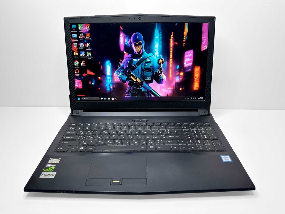 Ігровий Clevo N850HJ, i7-7700HQ, 16Gb, SSD256 + 500, GTX 1050, FHD IPS