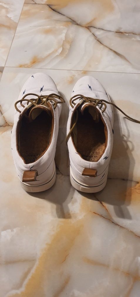 Buty płócienne Bellfield 42